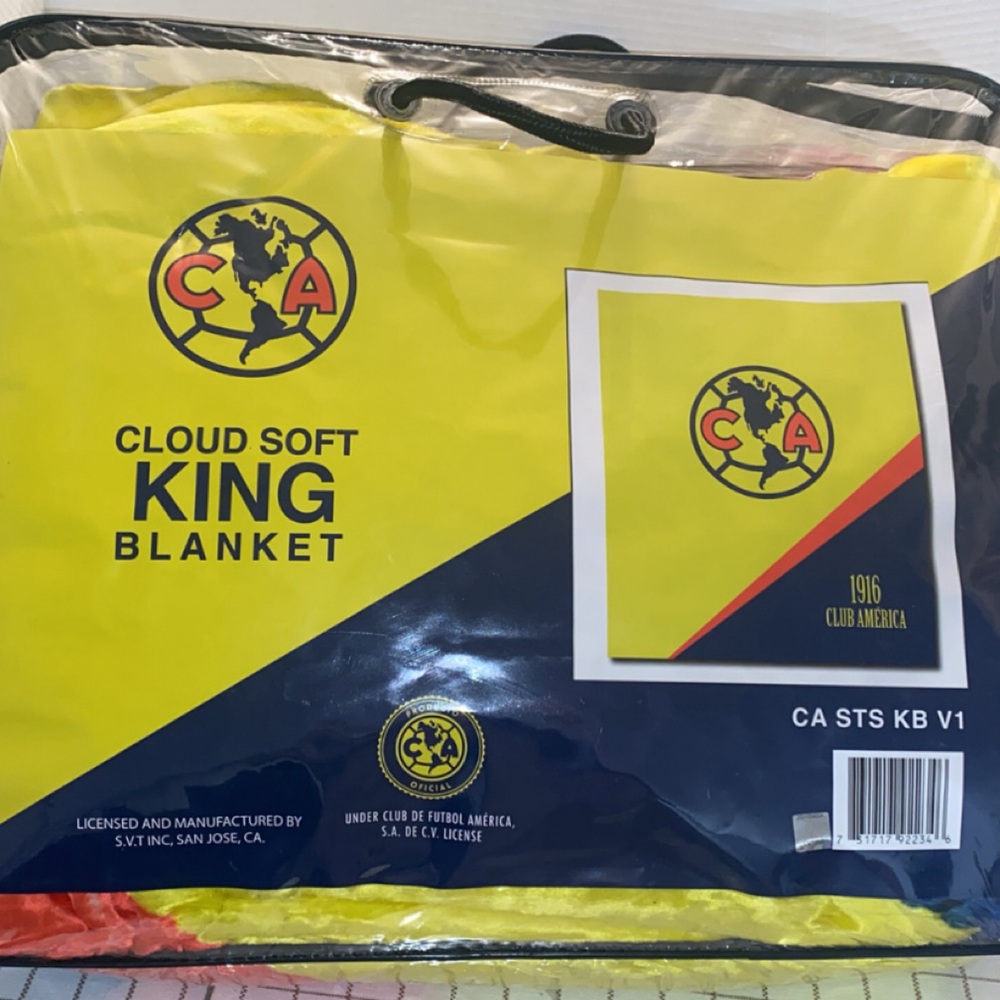 Club America Luxury Blanket‎ KING